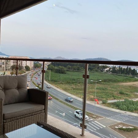 Bitcoin And Ethereum Deluxe Apartments บาร์ ภายนอก รูปภาพ
