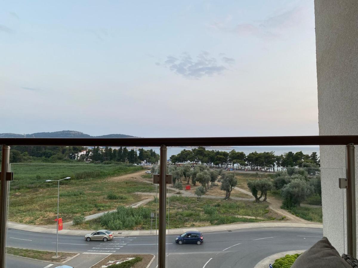 Bitcoin And Ethereum Deluxe Apartments บาร์ ภายนอก รูปภาพ