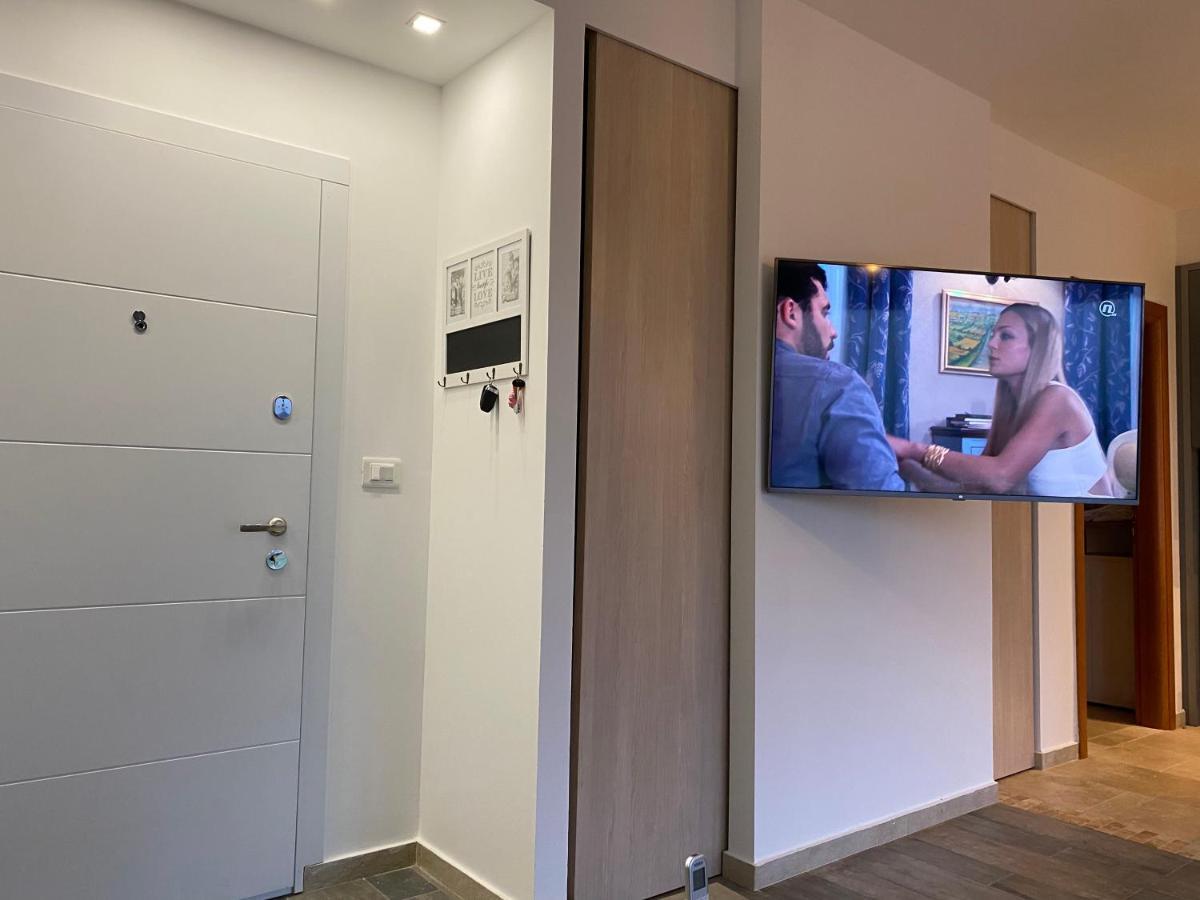 Bitcoin And Ethereum Deluxe Apartments บาร์ ภายนอก รูปภาพ