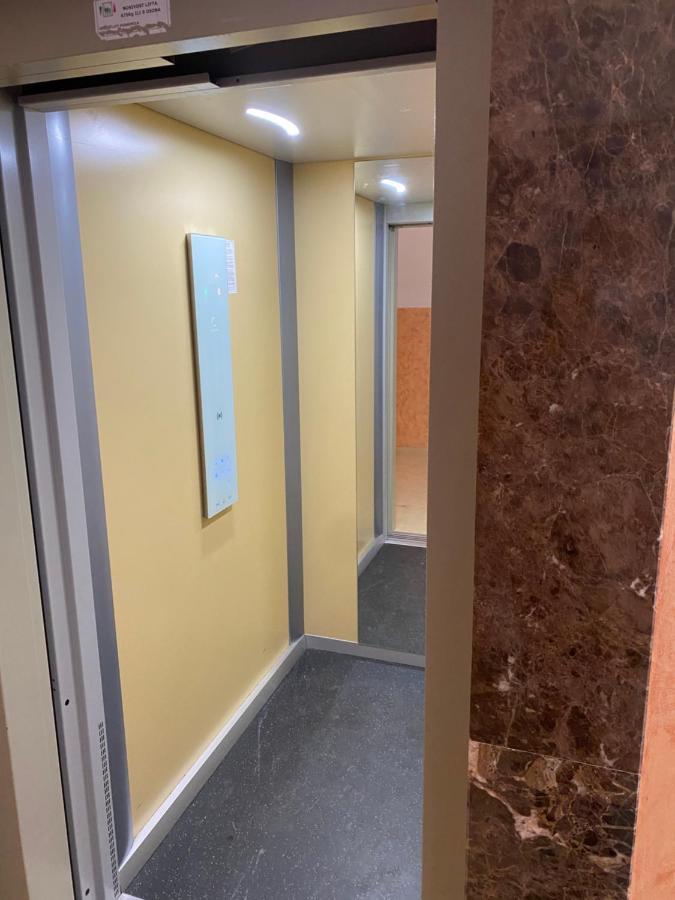 Bitcoin And Ethereum Deluxe Apartments บาร์ ภายนอก รูปภาพ